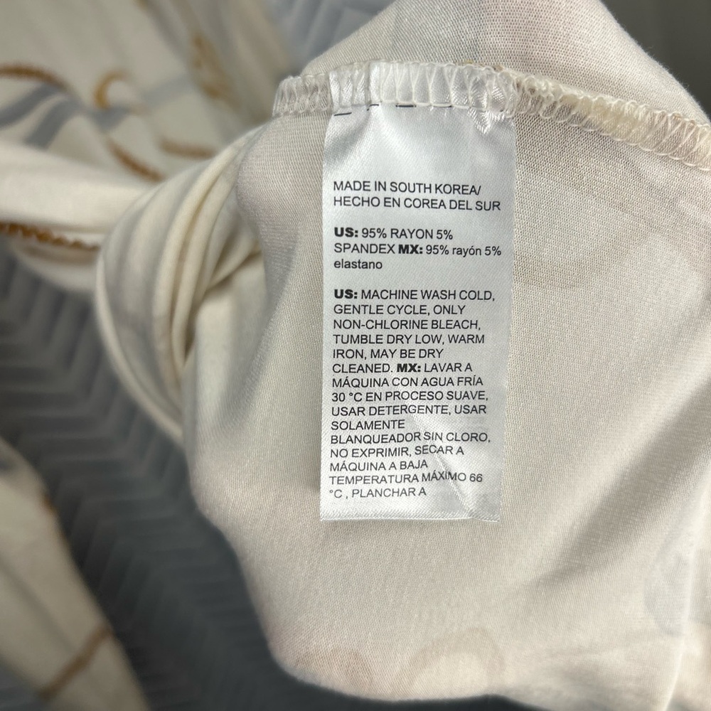 Chicos Touch of Cool Status Layering Tee Size Large Ivory - Picture 8 of 8